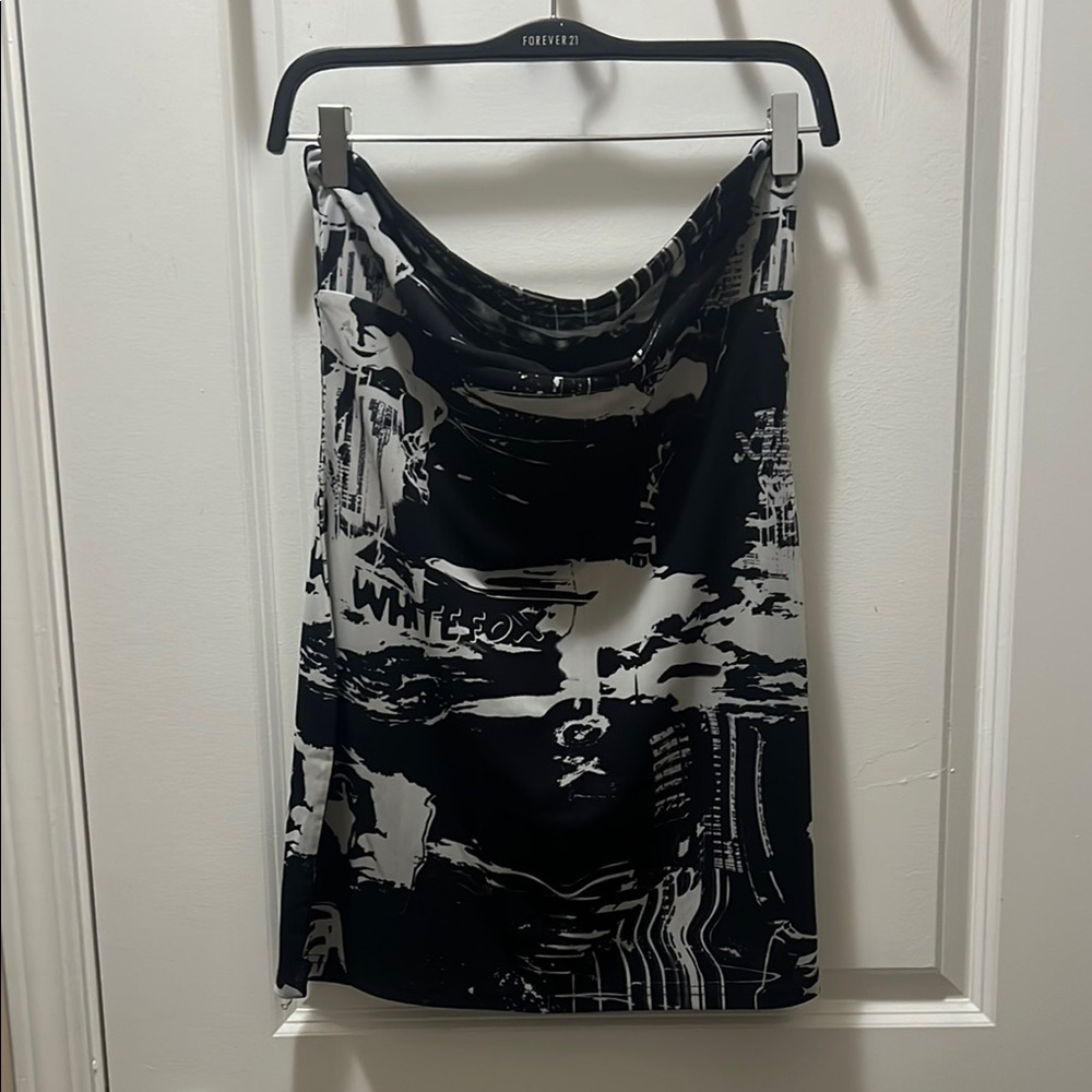Black and White Graphic dress .
